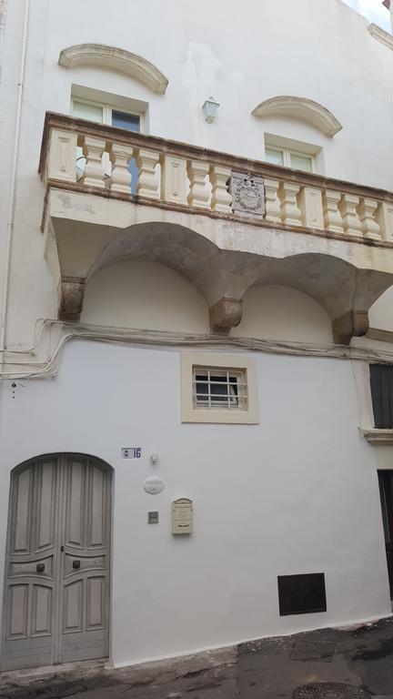 Domus Dejana Bed & Breakfast Gallipoli Bagian luar foto